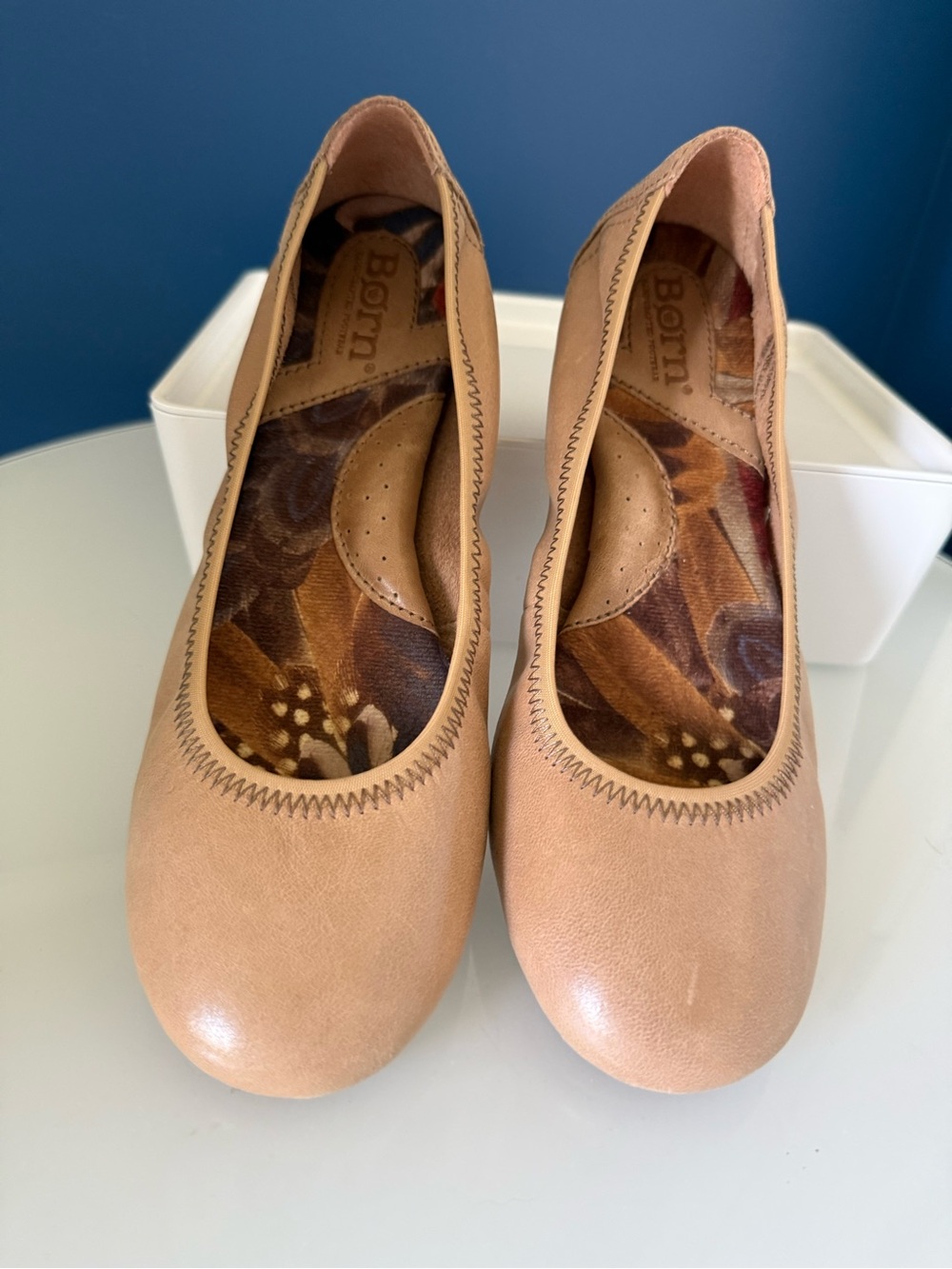 Born 6.5 wide-  Beige Tan Leather Ballet Flats